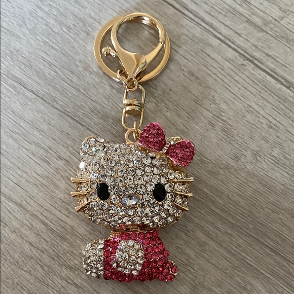 Hello Kitty  Keychain - Picture 2 of 4